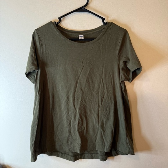 Old Navy Boxy Green Short Sleeve Tee - Picture 1 of 4